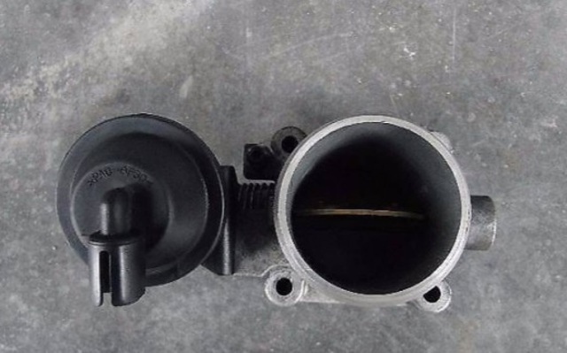 Дроссельная заслонка в сборе 351002XXXX HYUNDAI