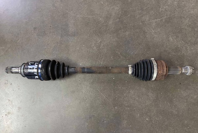 Левая полуось 3815A169 MITSUBISHI