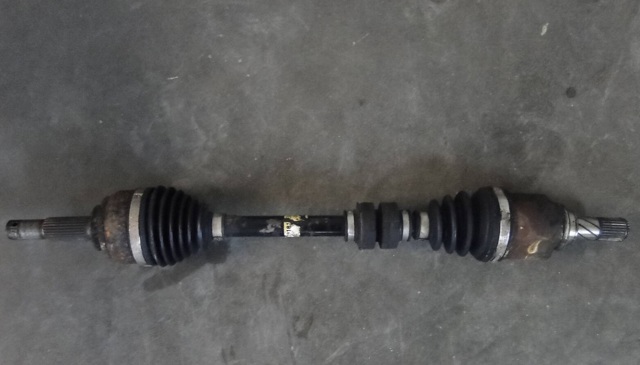 Левая полуось 391019EL0B NISSAN