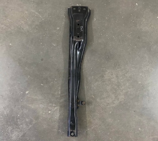 Подрамник двигателя 4000A021 MITSUBISHI