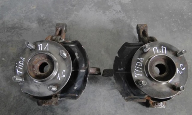 NISSAN 40202EM00A Передняя ступица в наличии Ужгород
