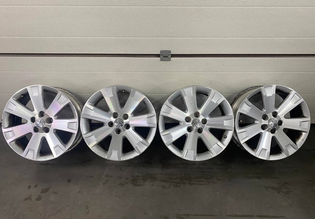 4250A723 MITSUBISHI Диски колесные литые (легкосплавные, титановые) купить в Ровно