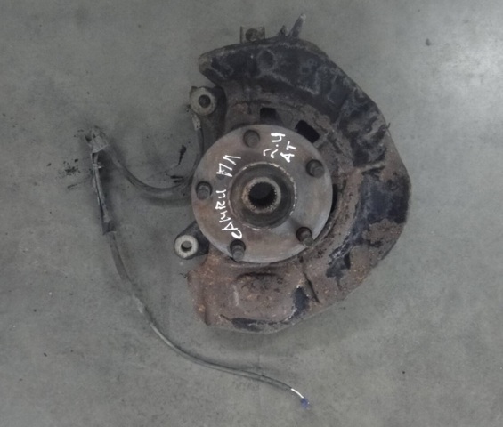 Кулак поворотный передний левый 43212AA010 TOYOTA