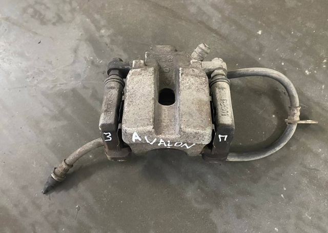 Суппорт тормозной задний правый 4783006120 TOYOTA