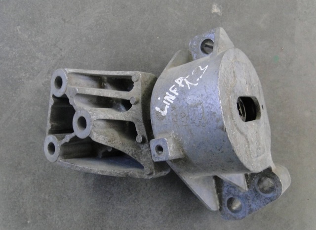Правая опора ДВС 51799110 FIAT