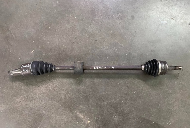 Полуось передняя, правая 51807675 FIAT