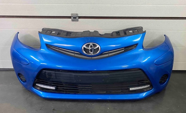 Буфер (бампер) передний 521190H110 TOYOTA