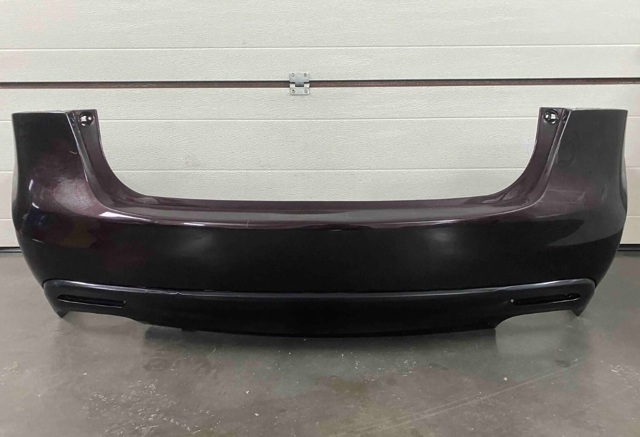 Задний бампер 5215907901 TOYOTA