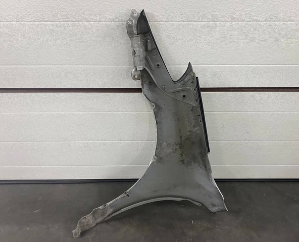 Крыло переднее правое 53801AA040 TOYOTA