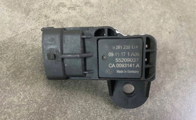 Датчик абсолютного давления в коллекторе 55209037 FIAT