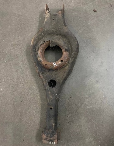 Рычаг задней подвески нижний, правый 552203K700 HYUNDAI