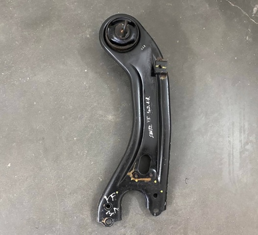 Рычаг/тяга задней подвески продольный нижний, левый 552703S000 HYUNDAI