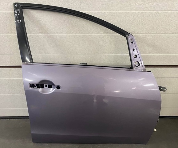 Пассажирская передняя дверь 5700A036 MITSUBISHI