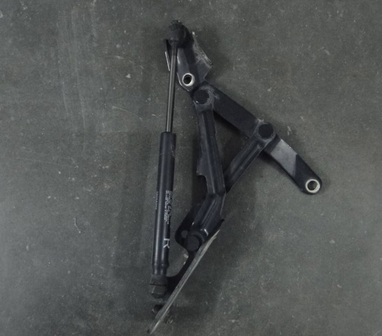 Завеса крышки багажника 5923A014 MITSUBISHI