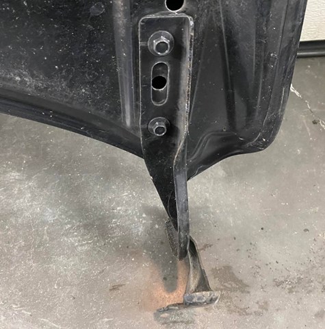 Левая петля капота 60170SWA000ZZ HONDA