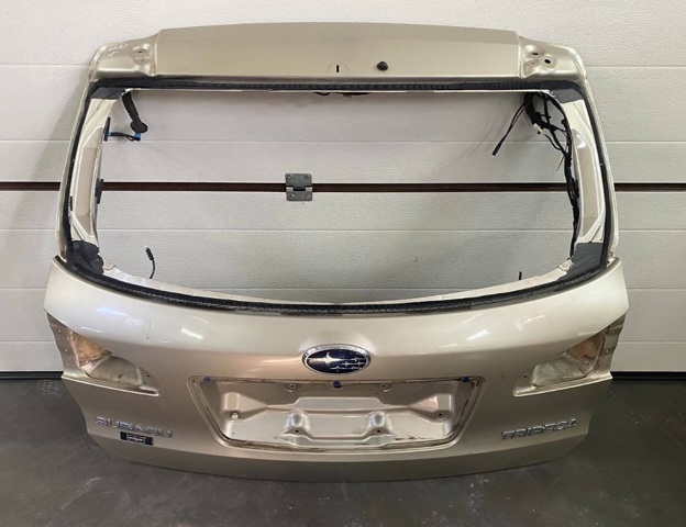Дверь задняя багажная Subaru Tribeca