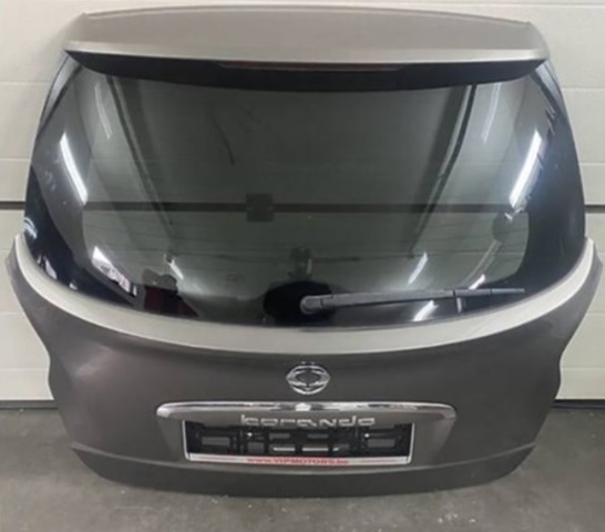 Задняя дверь 6401134114 SSANG YONG