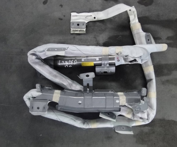 MITSUBISHI 7030A082 Подушка безопасности (AIRBAG) шторка боковая правая в наличии Тернополь