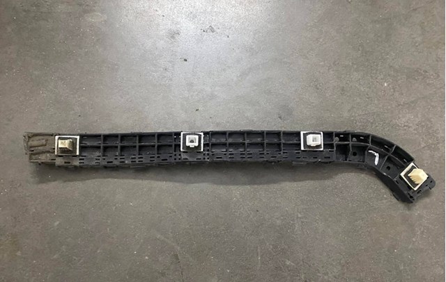 Левый кронштейн крепления бампера заднего 71598SWAA01 HONDA