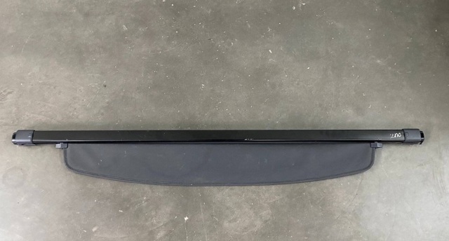 Солнцезащитный экран багажника 7237A023HA MITSUBISHI