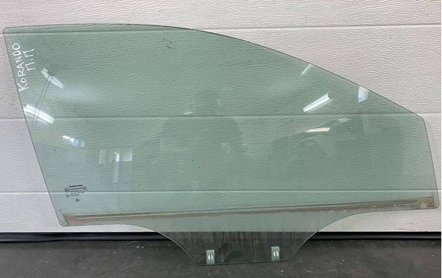 7238634020 SSANG YONG Стекло двери передней правой купить в Киев