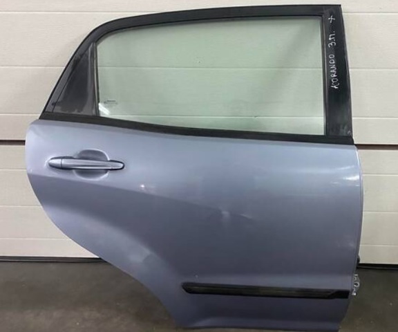 SSANG YONG 7338634021 Стекло двери задней правой в наличии Сумы