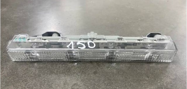 Фонарь сигнальный 8100633010 TOYOTA