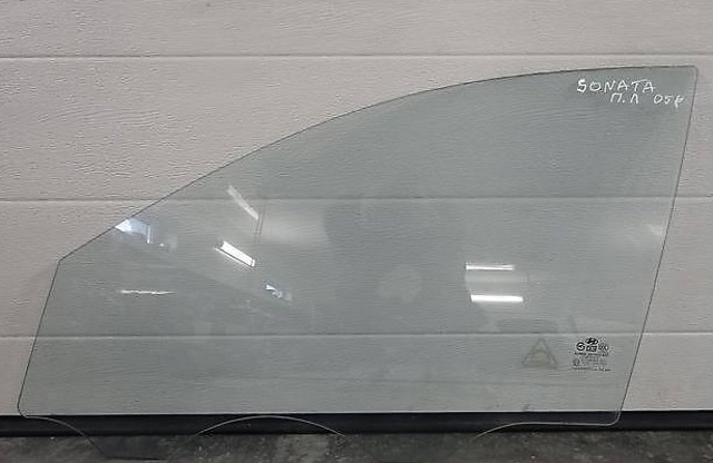 Стекло передней двери, левой 824113K000 HYUNDAI