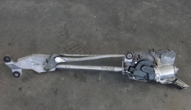 Трапеция стеклоочистителя 8251A105 MITSUBISHI