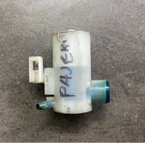 Насос электроомывателя заднего 8260A464 MITSUBISHI