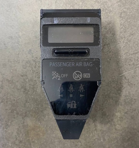 8391002200 TOYOTA Часы салонные купить в Житомир