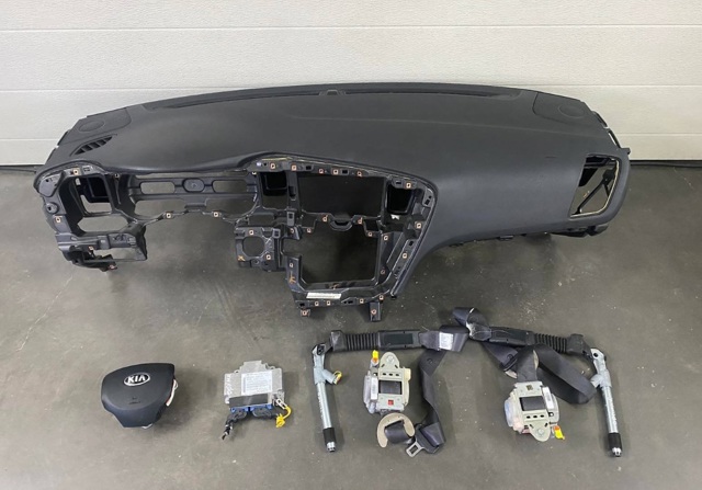 Подушка безопасности, пассажирская 845302T500 HYUNDAI