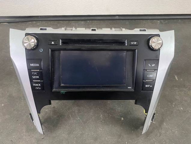TOYOTA 8614033010 Магнитола (радио AM/FM) в наличии Каменское