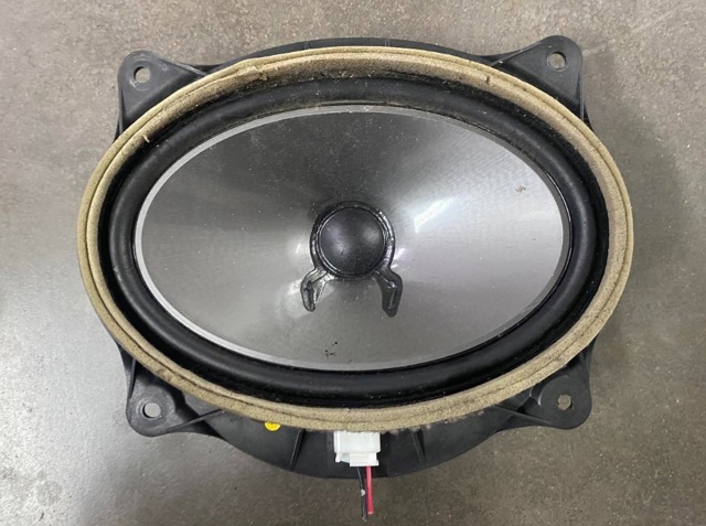 Динамик передней двери 861600E070 TOYOTA