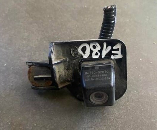 Камера заднего вида 8679002070 TOYOTA