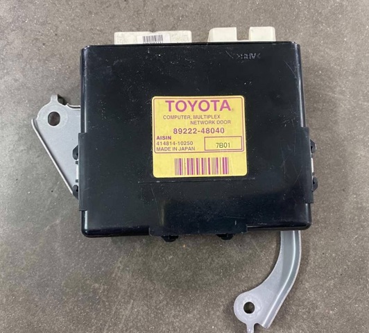 8922248040 TOYOTA купить в Черкассы