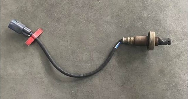 Лямбдазонд, датчик обедненной смеси 8946712030 TOYOTA