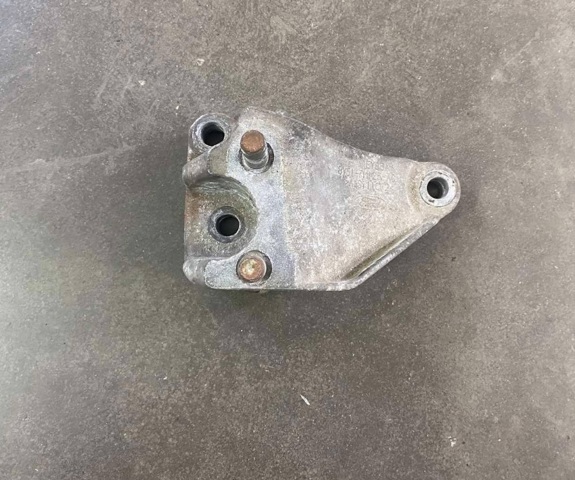 Опора КПП 8V517M125AC FORD