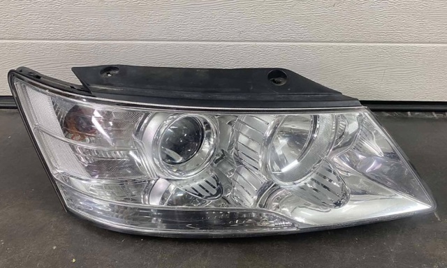 Фара комбинированная, передняя 921023K520 HYUNDAI