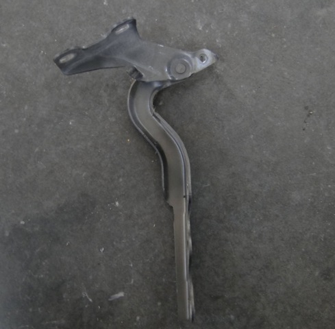 Завеса капота левая 9674797280 PEUGEOT