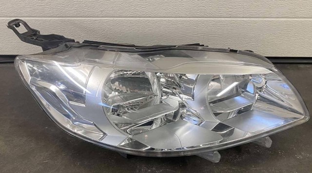 Фара комбинированная, передняя 9675138980 PEUGEOT