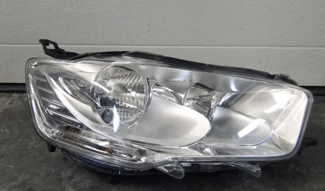 Фара комбинированная, передняя 9675139980 PEUGEOT