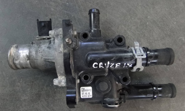 Термостат в сборе 96984104 GM