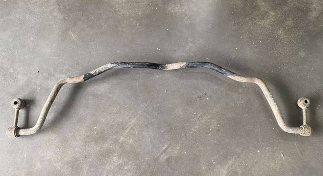 Стабилизатор задней балки EG2128151 MAZDA
