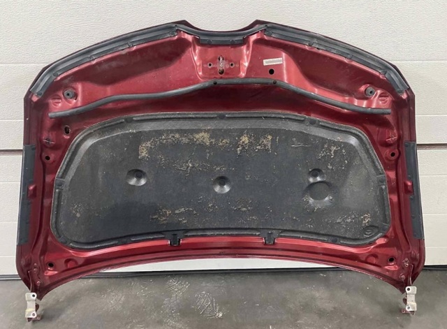 Шумоизоляция капота из войлока EH6456681 MAZDA