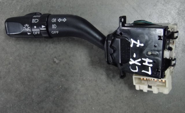 Переключатель подрулевой, левый GR2F66122 MAZDA