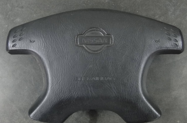 K851M2Y110 NISSAN Подушка безопасности (AIRBAG) водительская купить в Кривой Рог