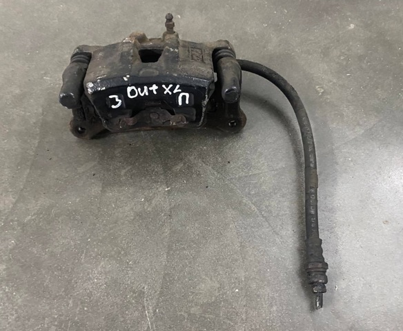Задний правый суппорт MN116310 MITSUBISHI