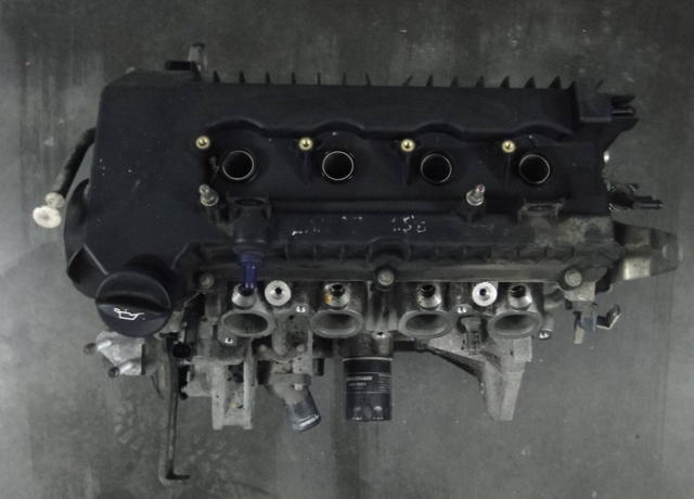 Головка цилиндров MN155153 MITSUBISHI