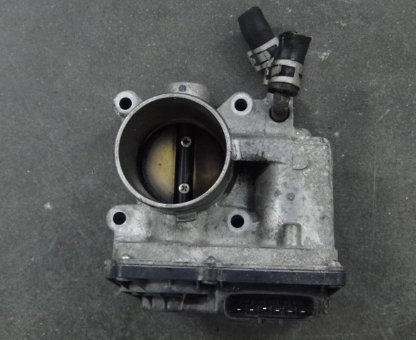 Дроссельная заслонка в сборе MN195709 MITSUBISHI